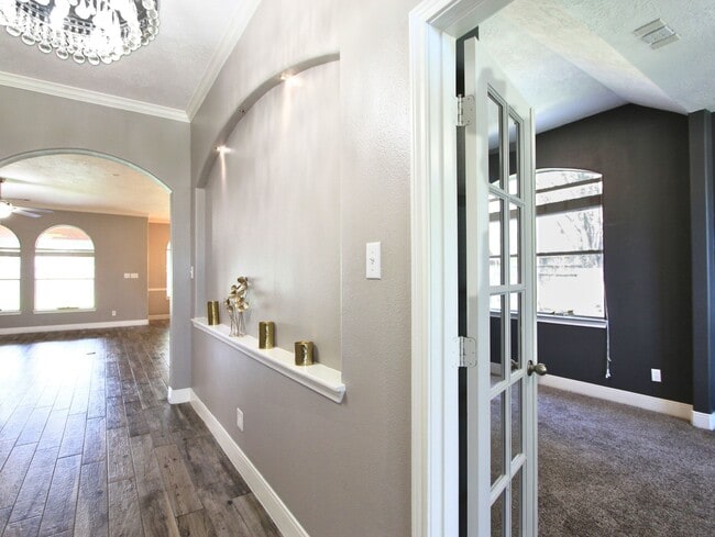 Building Photo - 2630 White Ibis Ct