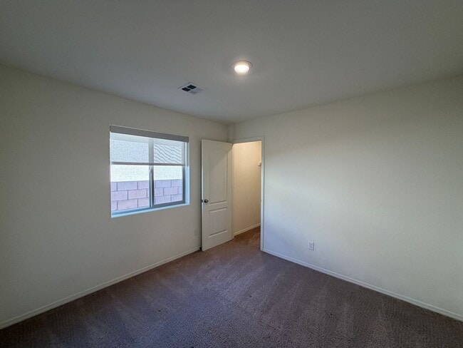 Building Photo - 3 Bedroom Single Story Home Available Near Huning Ranch Loop SW & Main St NW in Los Lunas!