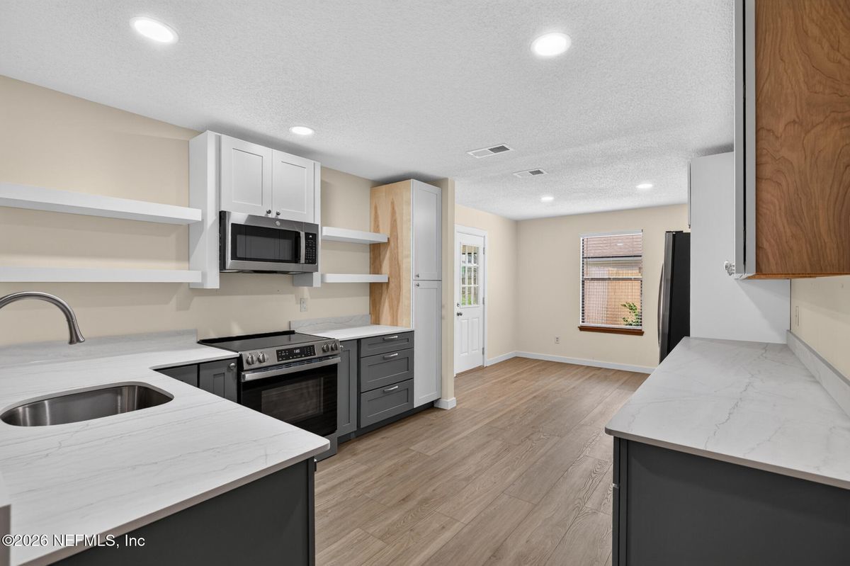 Building Photo - 4063 Julington Creek Rd