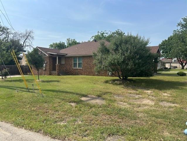 Building Photo - 1801 Bolivar St