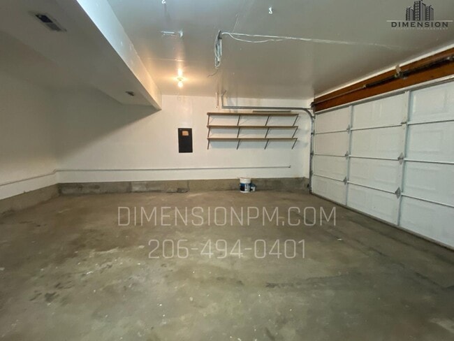 Building Photo - Covington Gem – Spacious 4BR/2BA Remodeled Home!