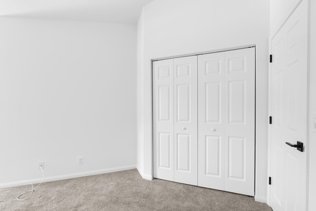 Building Photo - 9700 Porta Leona Ln