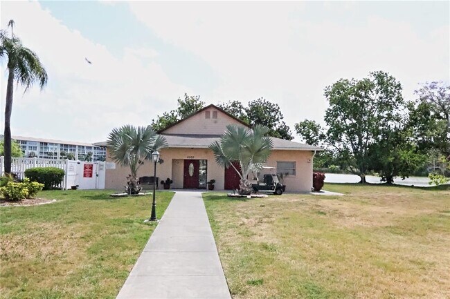 Building Photo - 4109 Lake Bayshore Dr