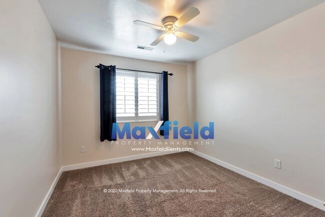 Building Photo - Draper Townhouse - 4 BD 3.5 BA 2 GA