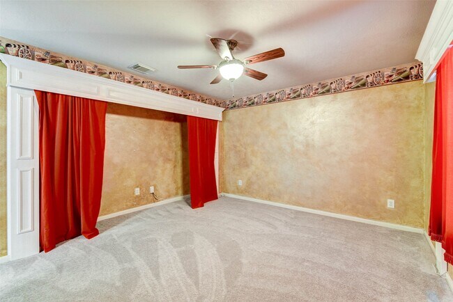 Building Photo - 8918 Cade Dr