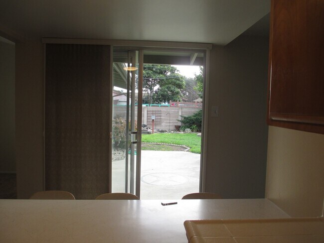 Building Photo - North East Corner Lot Home