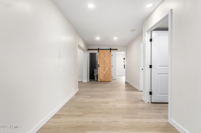 Building Photo - 1606 W Keim Dr