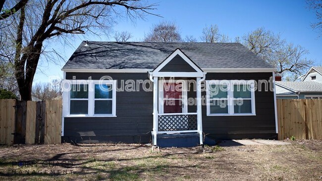 Building Photo - 357 S All Hallows Ave