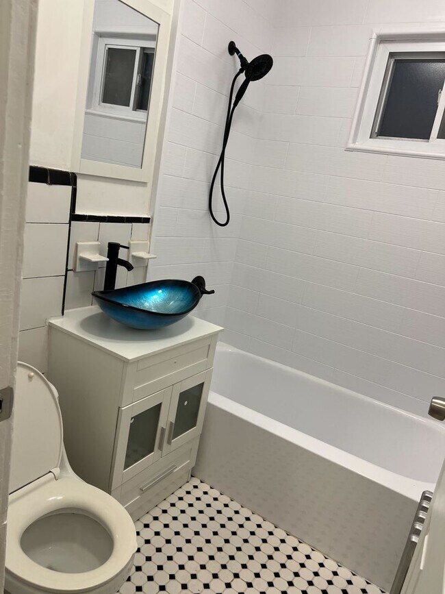 Building Photo - 108-110 Grand Ave.