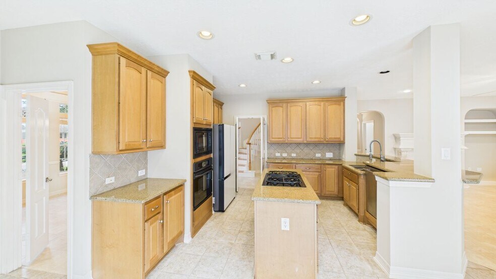 Building Photo - 5923 Serrano Terrace Ln
