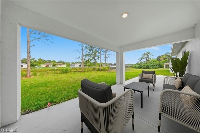 Building Photo - 541 Chalet Ave S