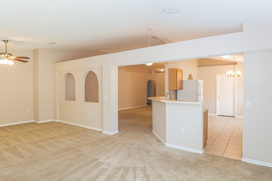 Building Photo - 141 Sterling Hill Dr