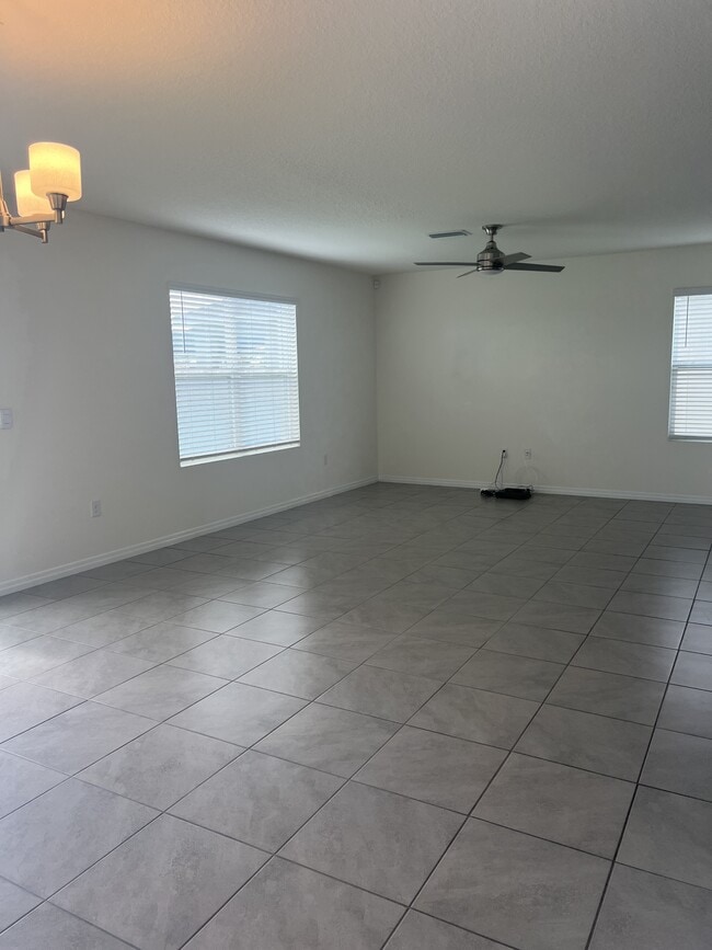 Building Photo - 31284 Penny Surf Loop