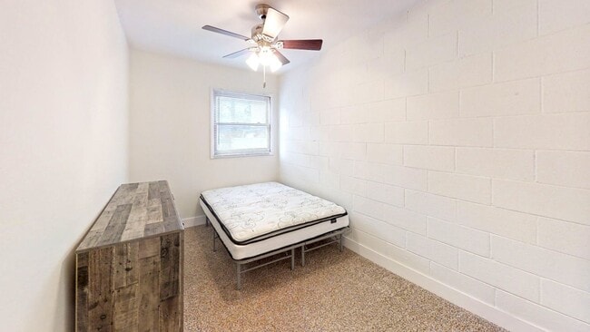 Interior Photo - 209 E Clark