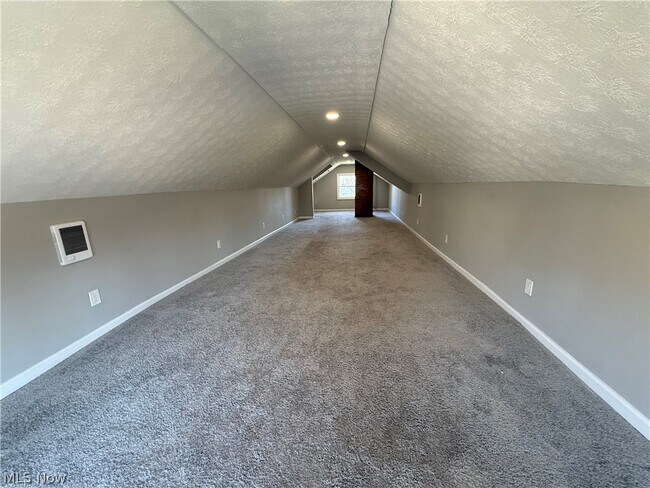 Building Photo - 1265 Marlowe Ave