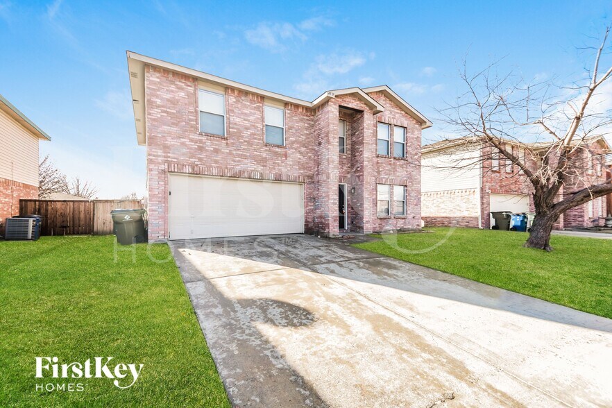 Building Photo - 4519 Green Meadow Dr