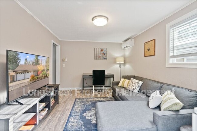 Building Photo - 7788 SE Thompson Rd