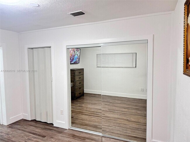 Building Photo - 27450 SW 168th Ave
