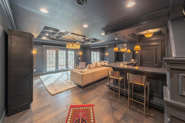 Building Photo - 16646 Brooklane Blvd