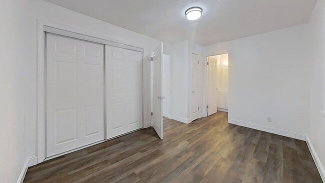 Building Photo - Heights complex