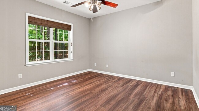 Building Photo - 3389 Lathenview Ct