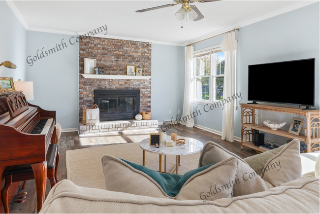 Building Photo - "3-Bedroom Home with Spacious Living in Simpsonville!"