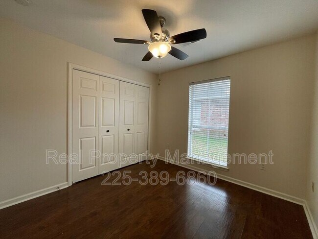 Building Photo - 1345 Harwich Dr