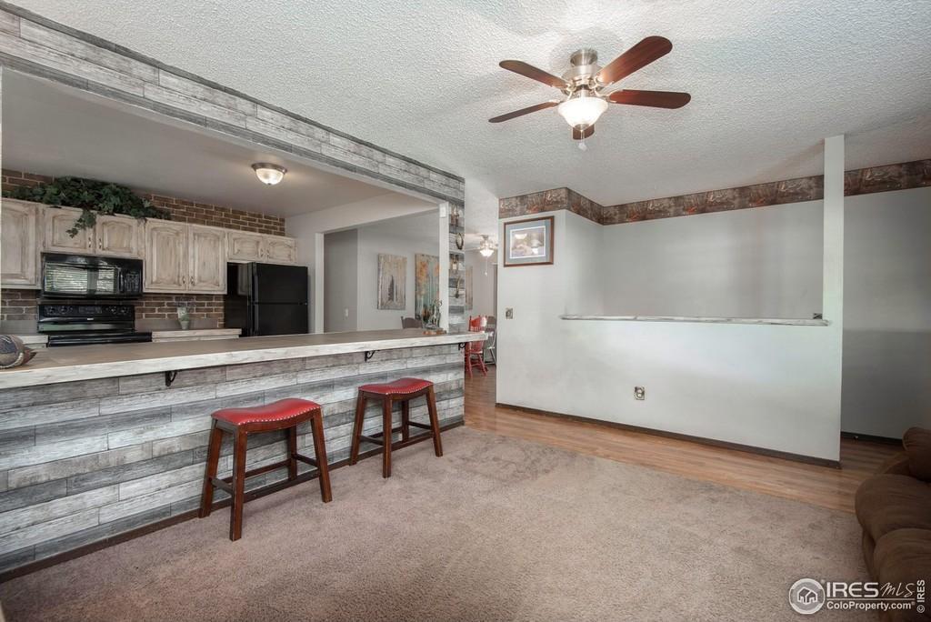 Building Photo - 1125 Cottonwood Dr