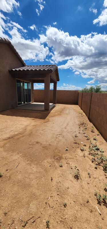 Building Photo - 7822 S Wolf Creek Dr