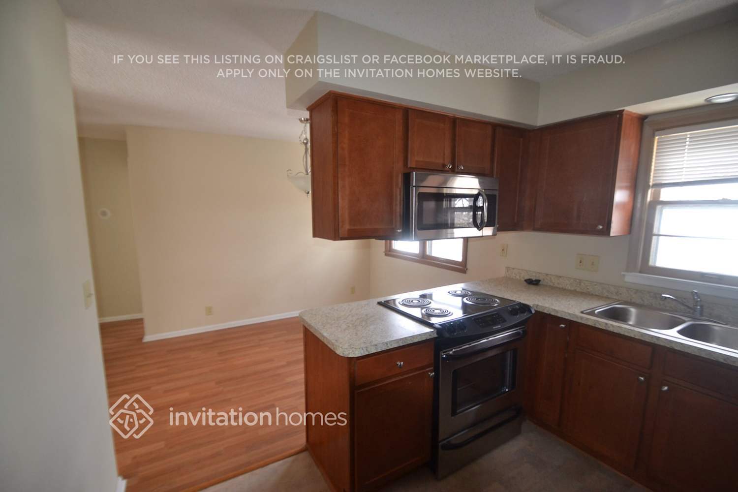 Building Photo - 3349 Xenwood Ave S