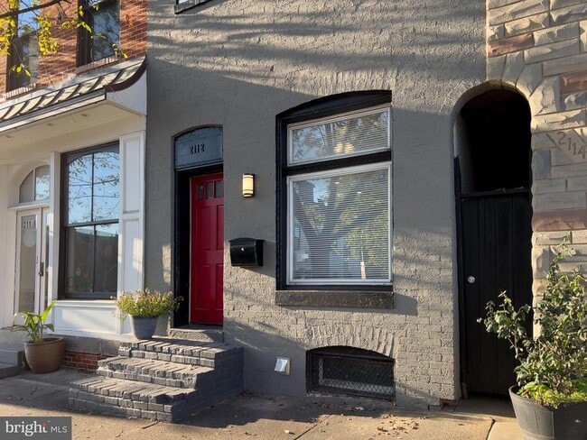 Building Photo - 2112 Eastern Ave