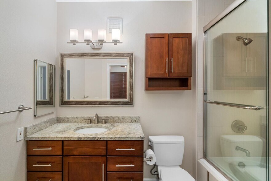 Building Photo - 3021 Nicosh Cir