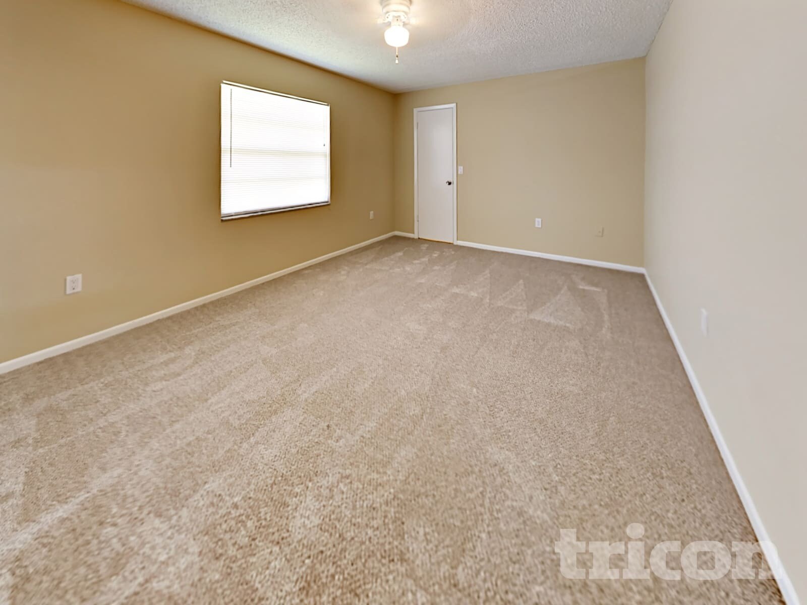 Building Photo - 4348 Black Fox Dr