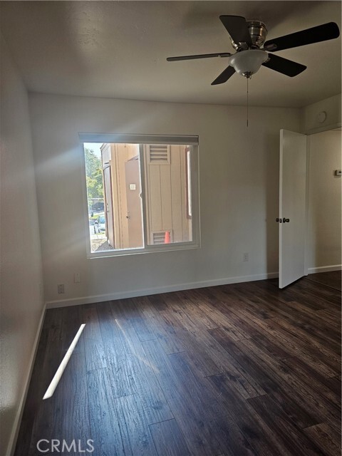 Building Photo - 6556 College Grove Dr