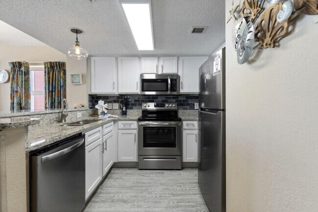 Building Photo - 1700 N Ocean Blvd