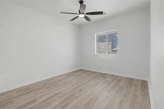 Building Photo - 523 Paddock Way