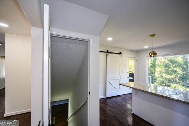 Building Photo - 2704 Margaret Mitchell Dr NW