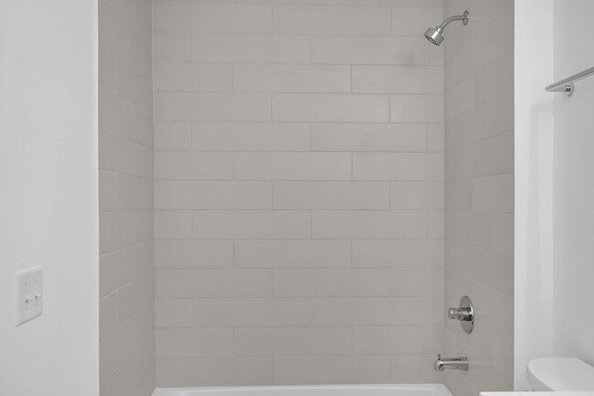 Building Photo - 567 Ponce De Leon Ave NE