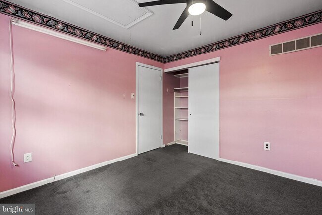 Building Photo - 2673 Jean Dr