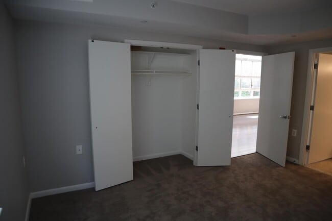 Building Photo - 350 G St SW