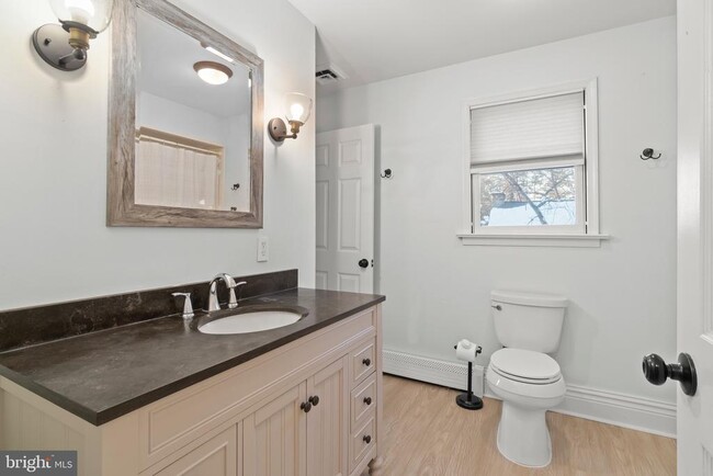 Building Photo - 137 Blackfoot Trail