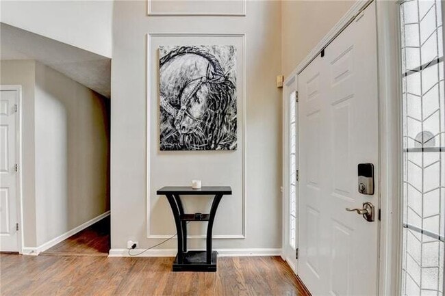 Building Photo - House 3 Beds 3 Baths