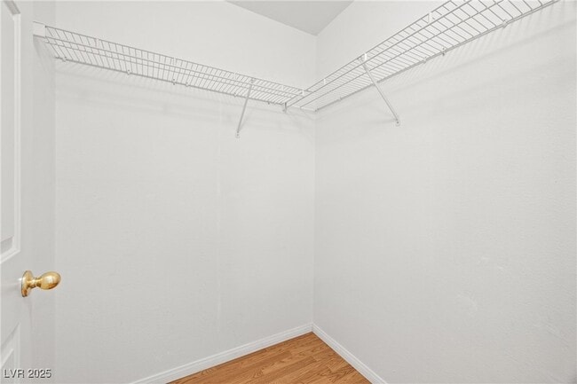 Building Photo - 855 N Stephanie St