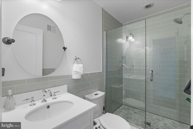 Building Photo - 1514 8th St NW