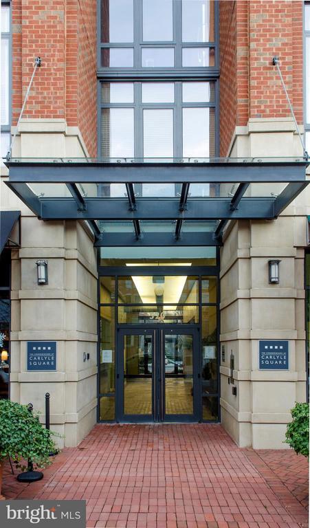 Building Photo - 520 John Carlyle St