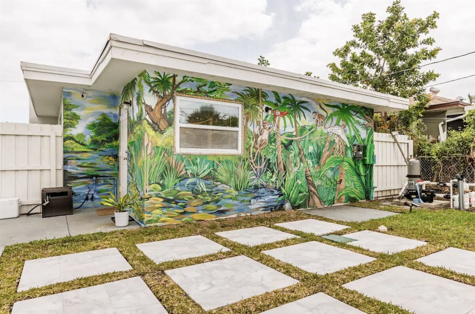 Building Photo - 415 S C St