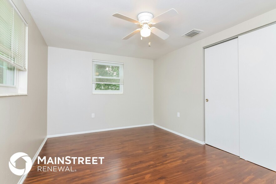 Building Photo - 8908 Hervel Cir