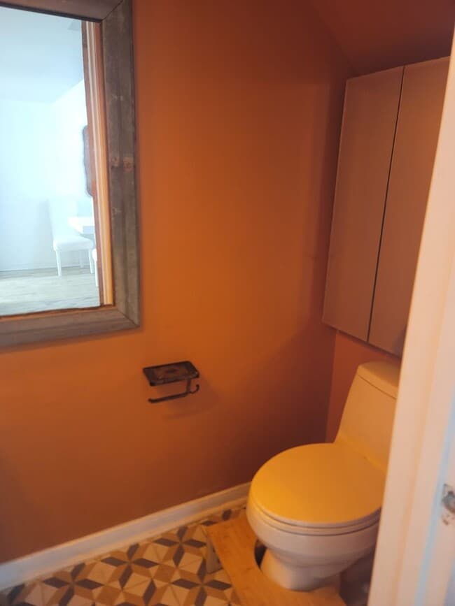 Building Photo - 215 Postoffice St