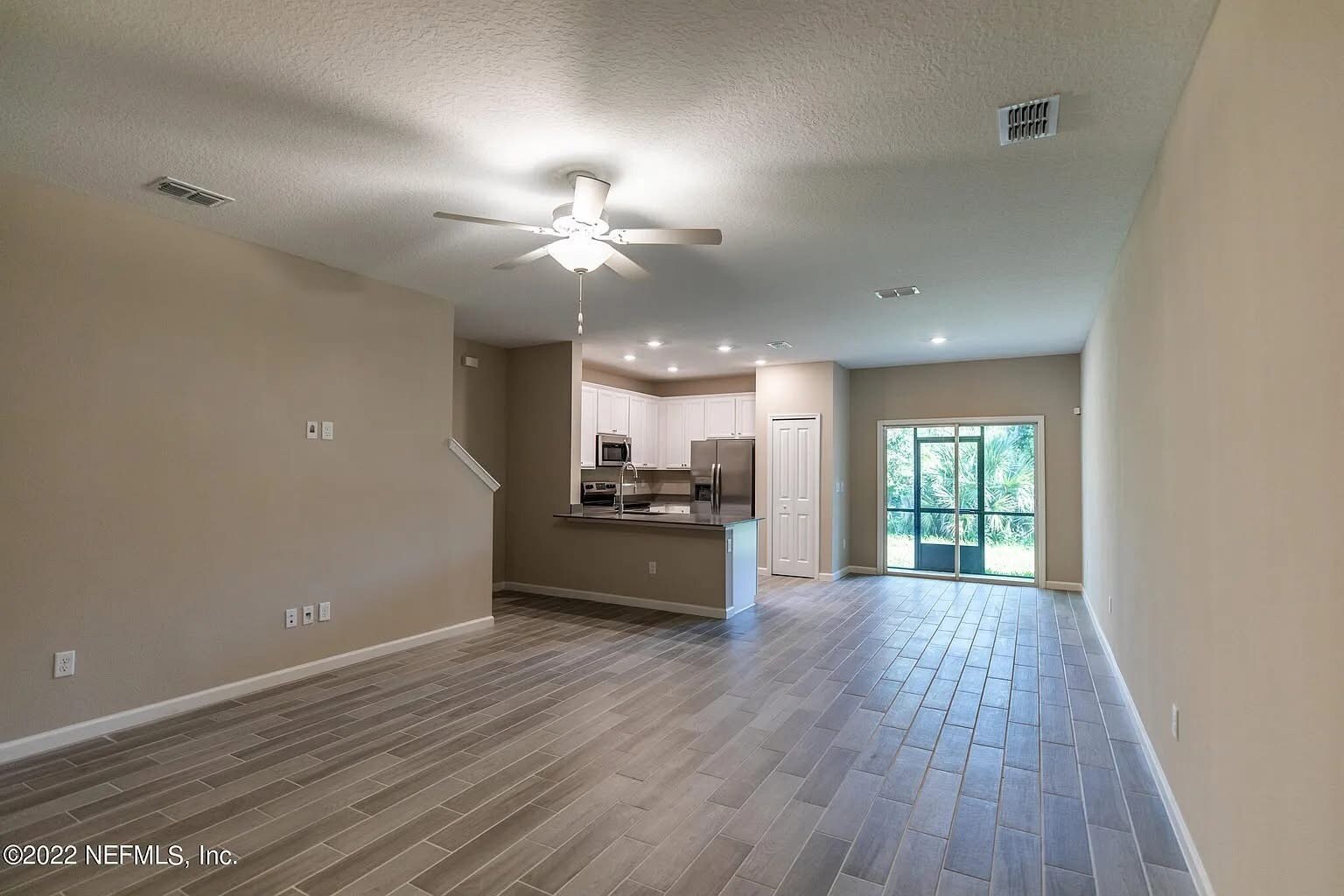 Building Photo - 2643 Sandy Dune Dr