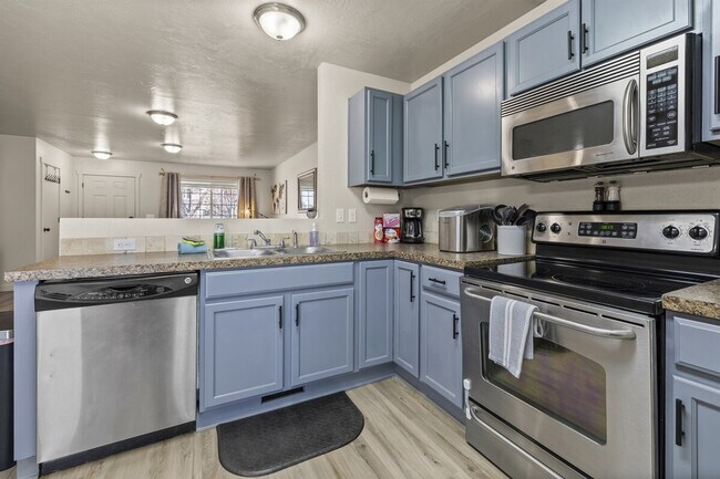 Building Photo - 11163 Silver River Loop